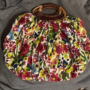 Colorful handbag. Very good condition